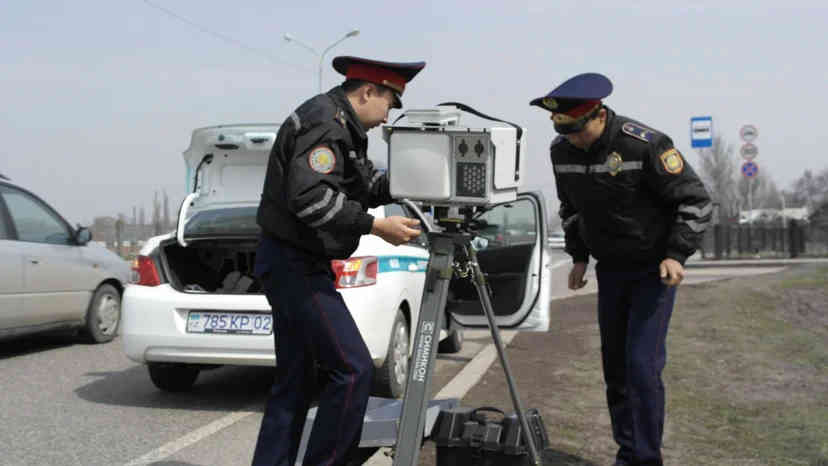 Переносные скоростемеры полиции (радар) отныне запрещены в населенных пунктах